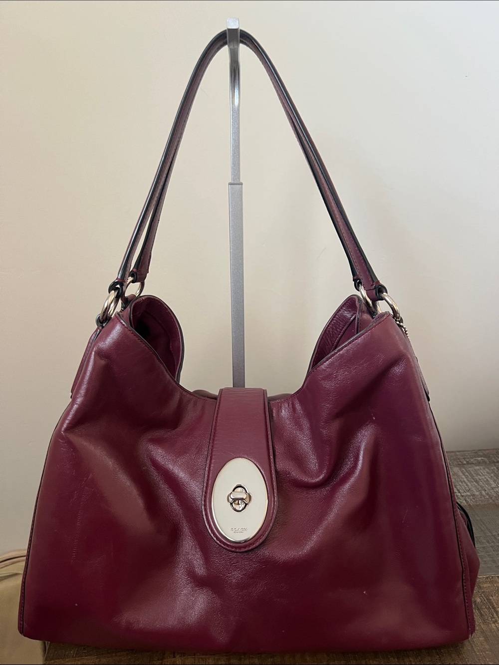 Coach Burgundy Leather Turnlock Shoulder Hobo
